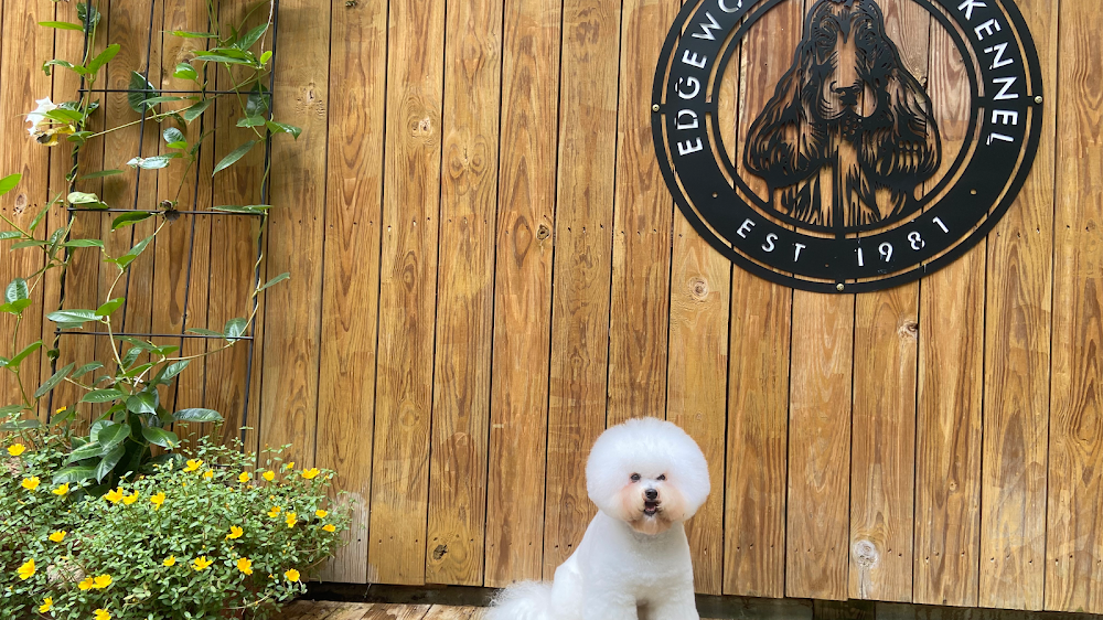 Edgewood Farm Kennel
